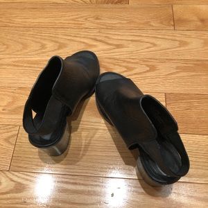Kenneth Cole open toe booties
